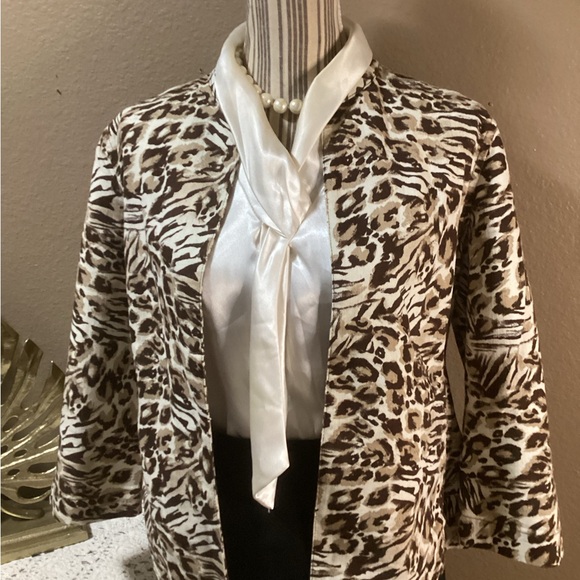 Chico's Jackets & Blazers - Chico's Brown and White Leopard Print Blazer Relaxed Fit